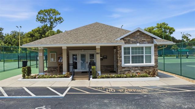 2309 SWEETWATER COUNTRY CLUB PLACE DRIVE, Apopka, FL 32712