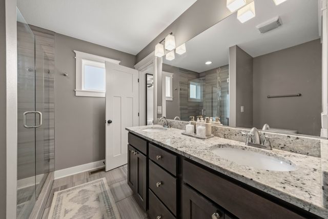 904 NW Seasons Drive, Ankeny, IA 50023