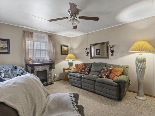 1609 Murray AVENUE, Waukesha, WI 53186