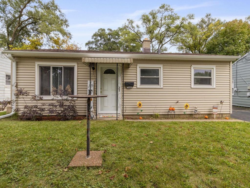 1609 Murray AVENUE, Waukesha, WI 53186