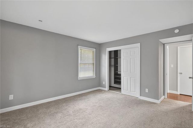5677 Rushmere DR, Virginia Beach, VA 23464