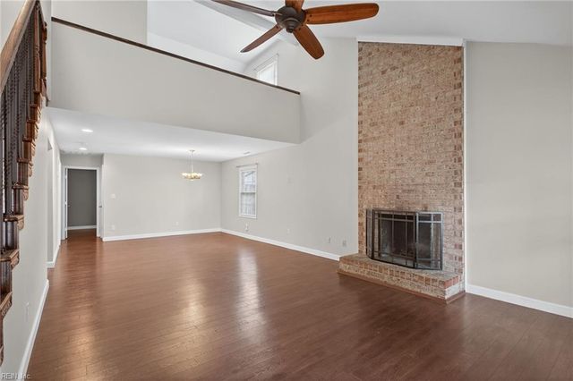 5677 Rushmere DR, Virginia Beach, VA 23464