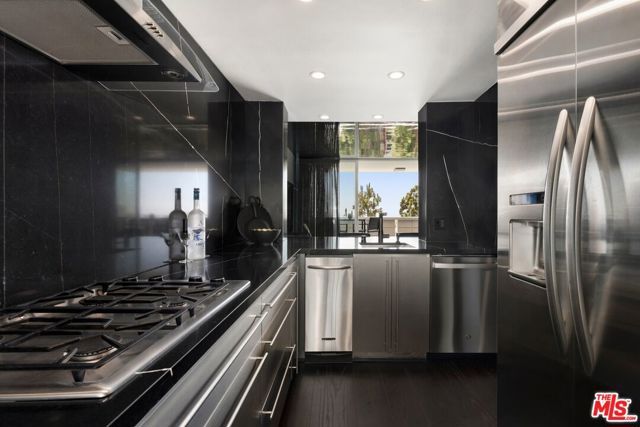 8787 Shoreham Drive 309, West Hollywood, CA 90069