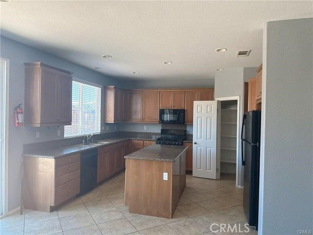 396 Suncup, Hemet, CA 92543