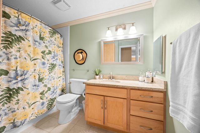 3000 Saint Albans Mill Road 111, Minnetonka, MN 55305