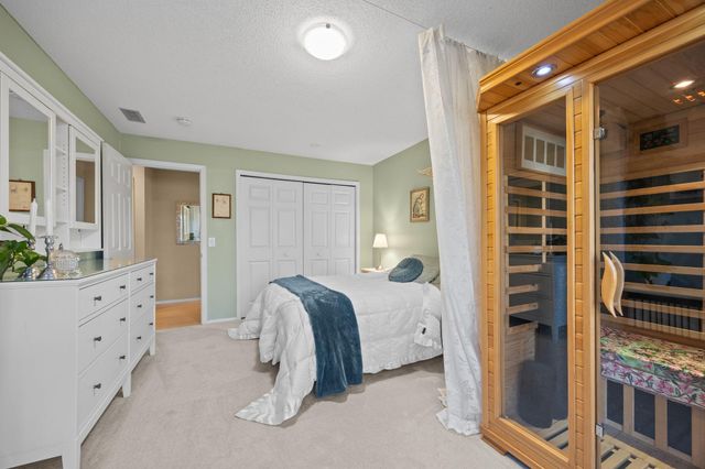 3000 Saint Albans Mill Road 111, Minnetonka, MN 55305