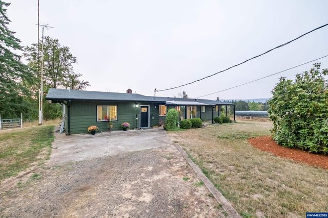 40235 Rainbow Dr, Scio, OR 97374