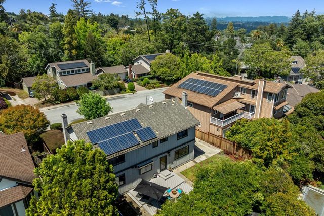 105 Quarry Lane, Santa Cruz, CA 95060