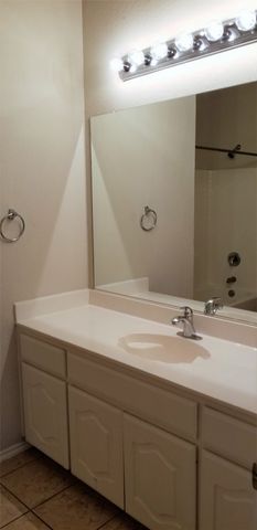 2036 El Camino Drive, Fort Worth, TX 76177