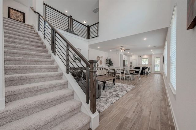 430 W Cascade Heights Drive, Montgomery, TX 77316