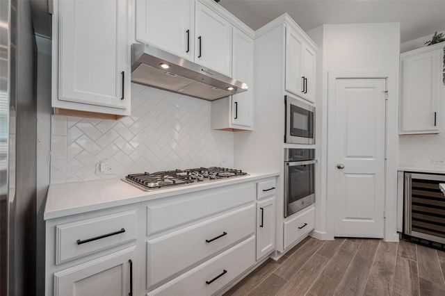 430 W Cascade Heights Drive, Montgomery, TX 77316