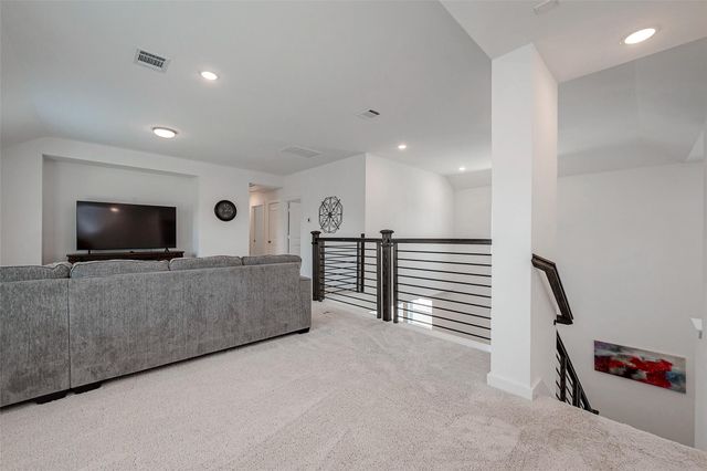 430 W Cascade Heights Drive, Montgomery, TX 77316