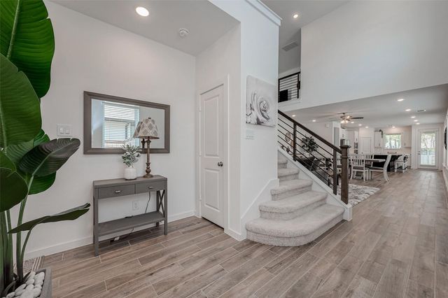 430 W Cascade Heights Drive, Montgomery, TX 77316