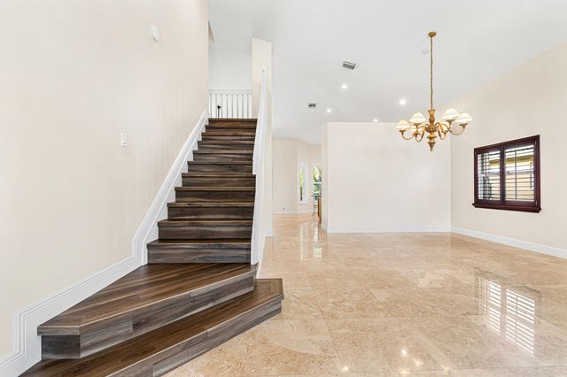 11175 Nantucket Bay Court, Wellington, FL 33414