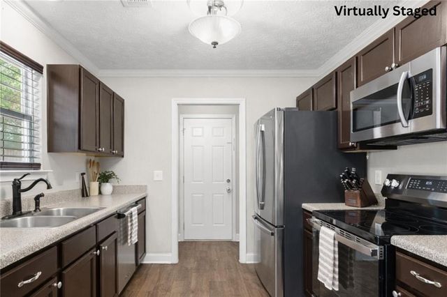 5090 Limerick Lane, Flowery Branch, GA 30542