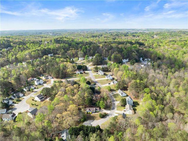 5090 Limerick Lane, Flowery Branch, GA 30542