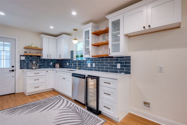 1922 Elmwood Boulevard, Dallas, TX 75224