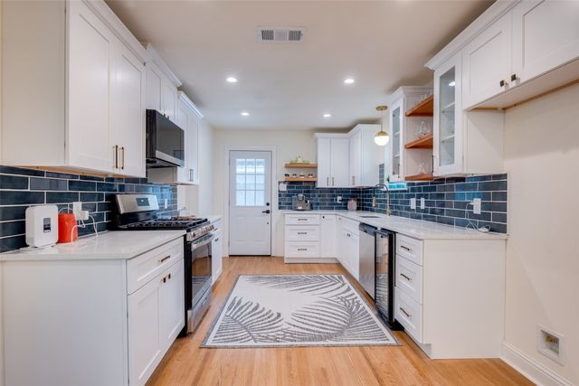 1922 Elmwood Boulevard, Dallas, TX 75224