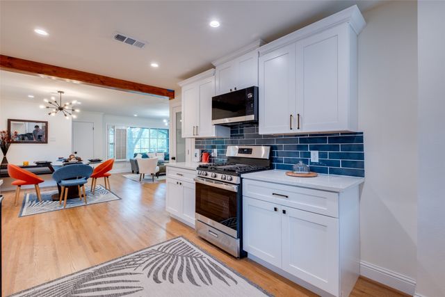 1922 Elmwood Boulevard, Dallas, TX 75224