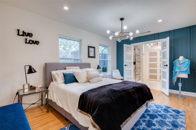 1922 Elmwood Boulevard, Dallas, TX 75224