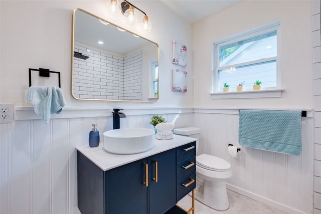 1922 Elmwood Boulevard, Dallas, TX 75224