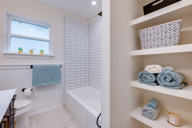 1922 Elmwood Boulevard, Dallas, TX 75224