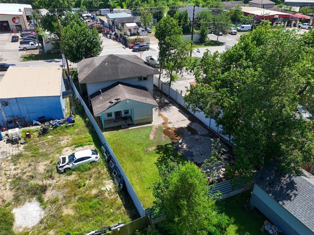 336 W Mount Houston Road, Houston, TX 77037