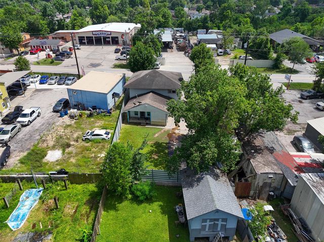 336 W Mount Houston Road, Houston, TX 77037