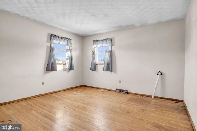 36 CLAY ROAD, Carlisle, PA 17015