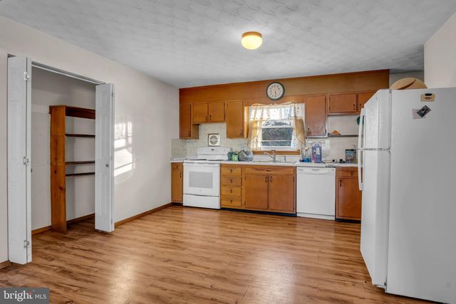 36 CLAY ROAD, Carlisle, PA 17015