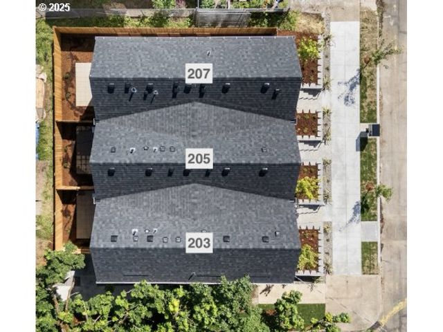 207 Ne Going St 3, Portland, OR 97211