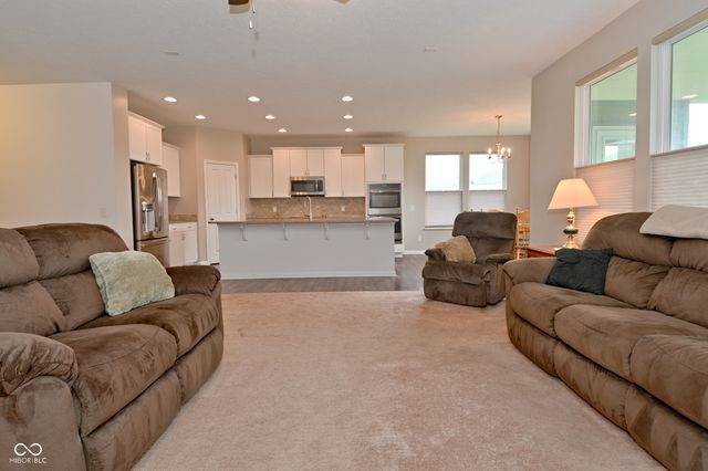 1356 Preserve Court, Greenwood, IN 46143