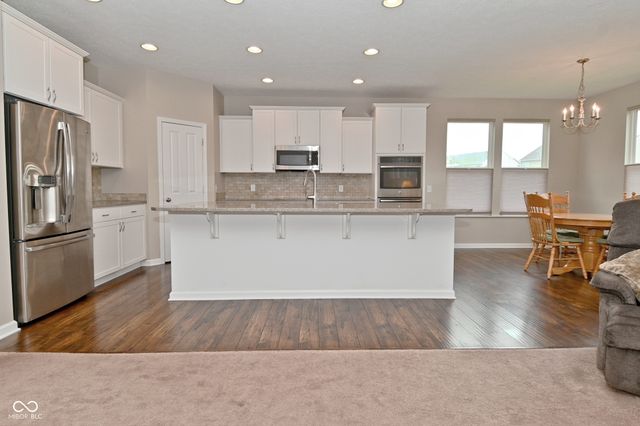 1356 Preserve Court, Greenwood, IN 46143