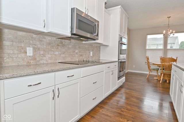 1356 Preserve Court, Greenwood, IN 46143