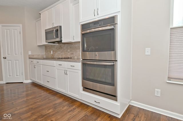 1356 Preserve Court, Greenwood, IN 46143