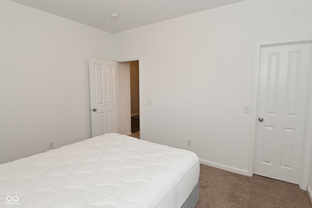 1356 Preserve Court, Greenwood, IN 46143
