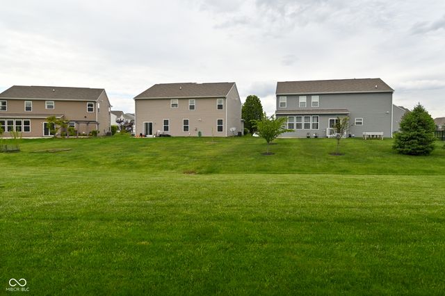 1356 Preserve Court, Greenwood, IN 46143