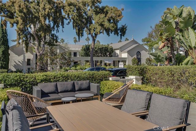 608 Heliotrope, Corona Del Mar, CA 92625