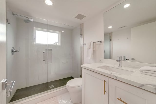 608 Heliotrope, Corona Del Mar, CA 92625