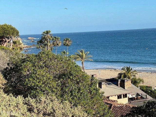 608 Heliotrope, Corona Del Mar, CA 92625