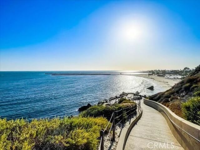 608 Heliotrope, Corona Del Mar, CA 92625