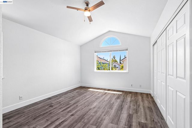 1059 Bellflower St, Livermore, CA 94551