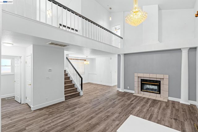 1059 Bellflower St, Livermore, CA 94551