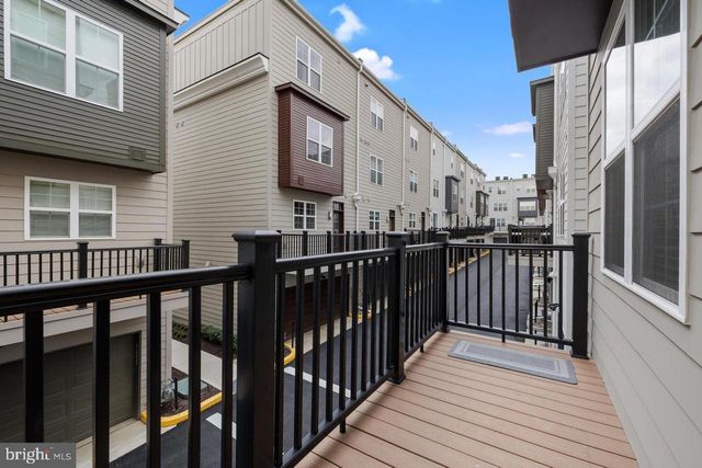 7348 BLADE DR, Falls Church, VA 22042