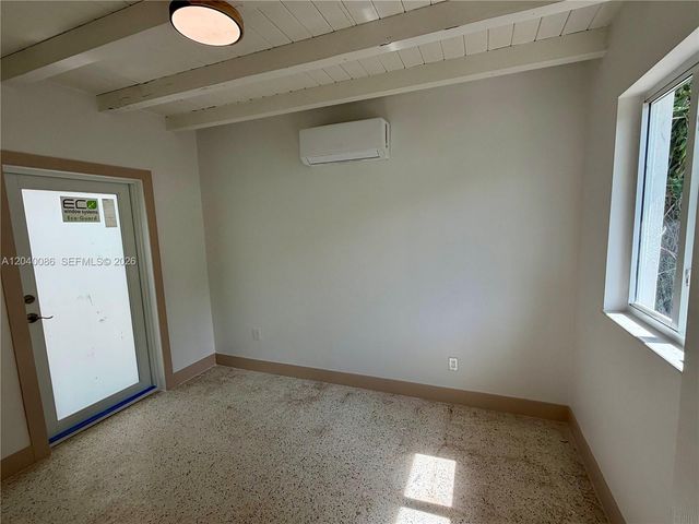 8235 SW 62nd Pl, Miami, FL 33143