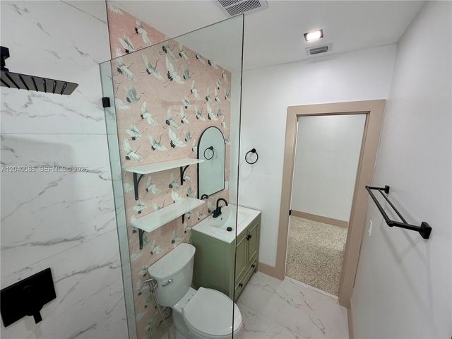 8235 SW 62nd Pl, Miami, FL 33143