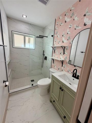 8235 SW 62nd Pl, Miami, FL 33143