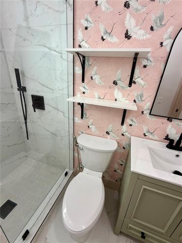 8235 SW 62nd Pl, Miami, FL 33143