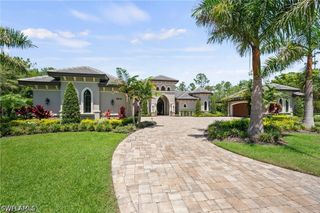 6641 Edgecumbe DR, Naples, FL 34119
