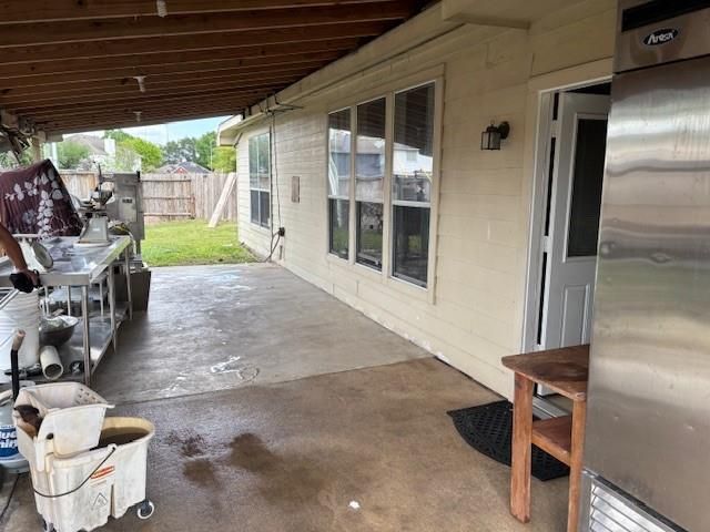 702 Hollyhock Drive, Stafford, TX 77477